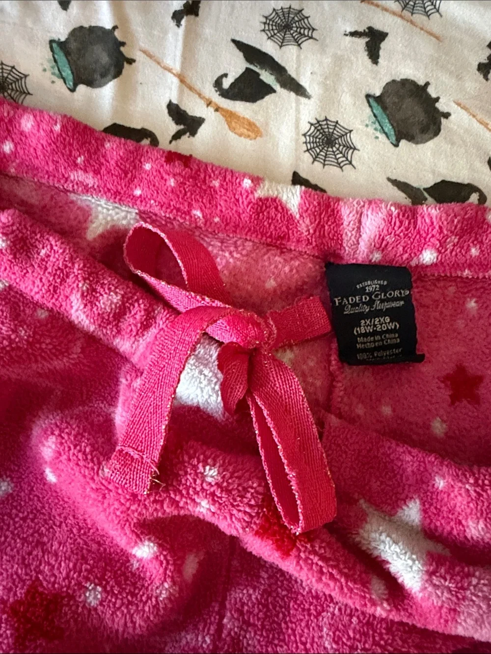 Girls or Women’s Faded Glory Pink Fleece Pajama Pants with Stars & Moon Print
